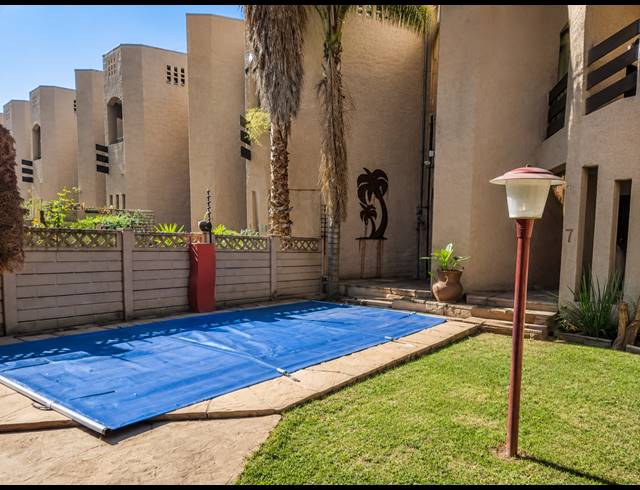 3 BEDROOM TOWNHOUSE FOR SALE IN THREE RIVERS PROPER
